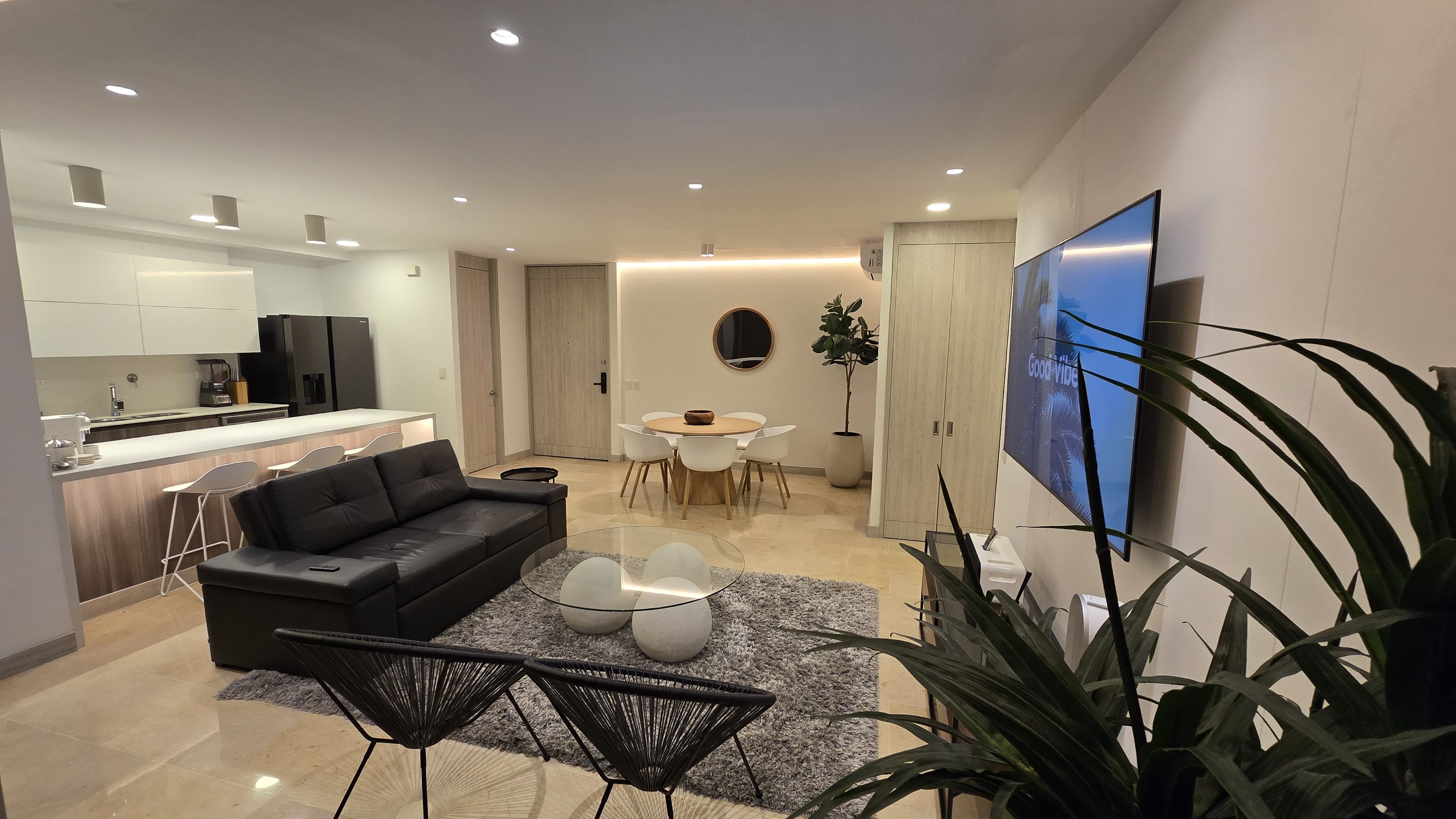 Apartamento amoblado para arriendo en Lalinde Poblado