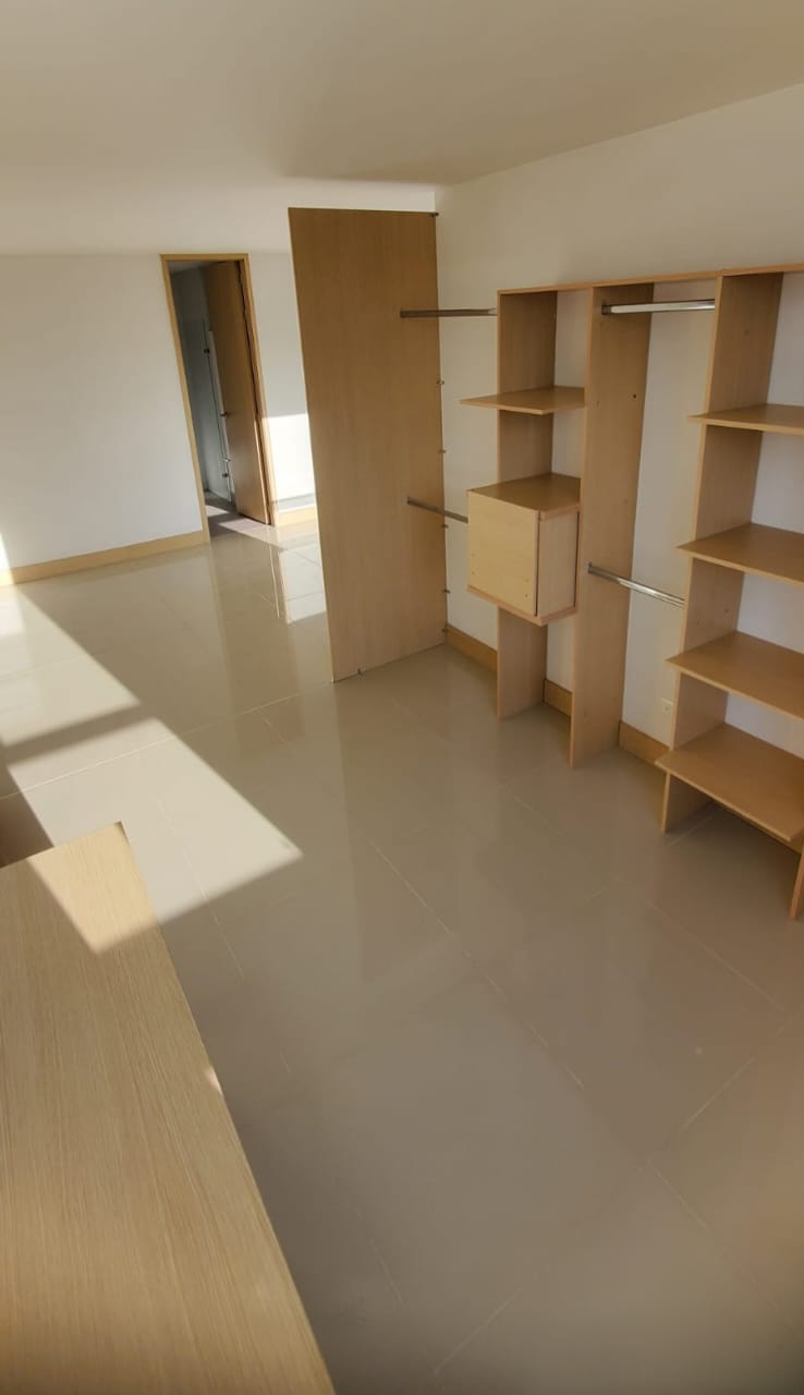 Apartamento para arriendo en El Poblado Loma del Indio