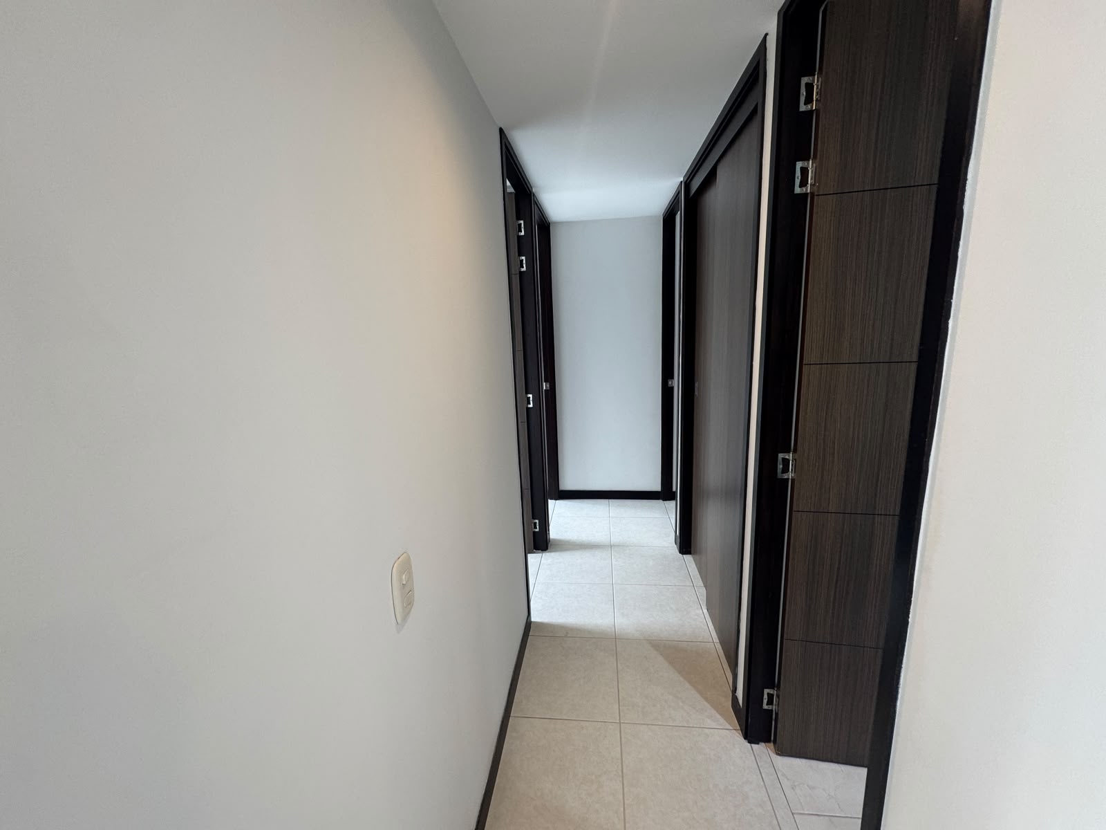 Apartamento para arriendo loma de san José parte baja