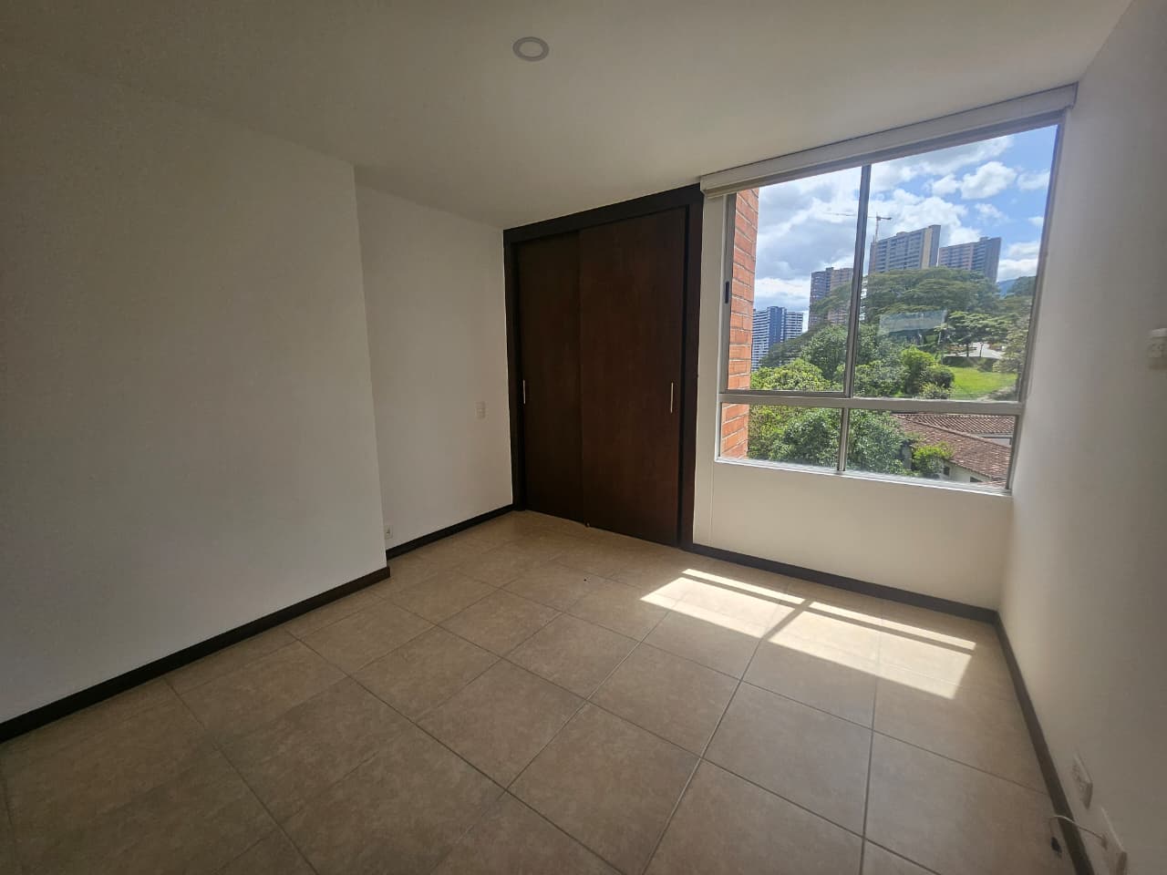 Apartamento para arriendo en Las Palmas Medellín