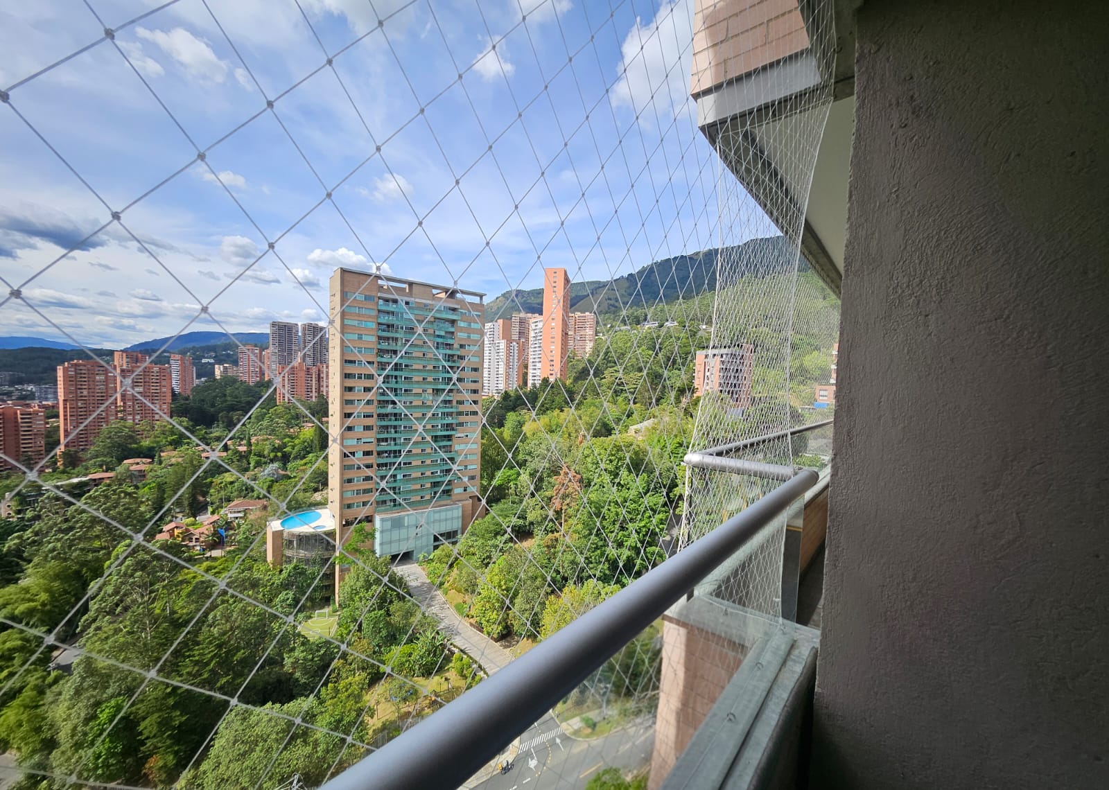 Apartamento para arriendo en La Calera Poblado Medellin