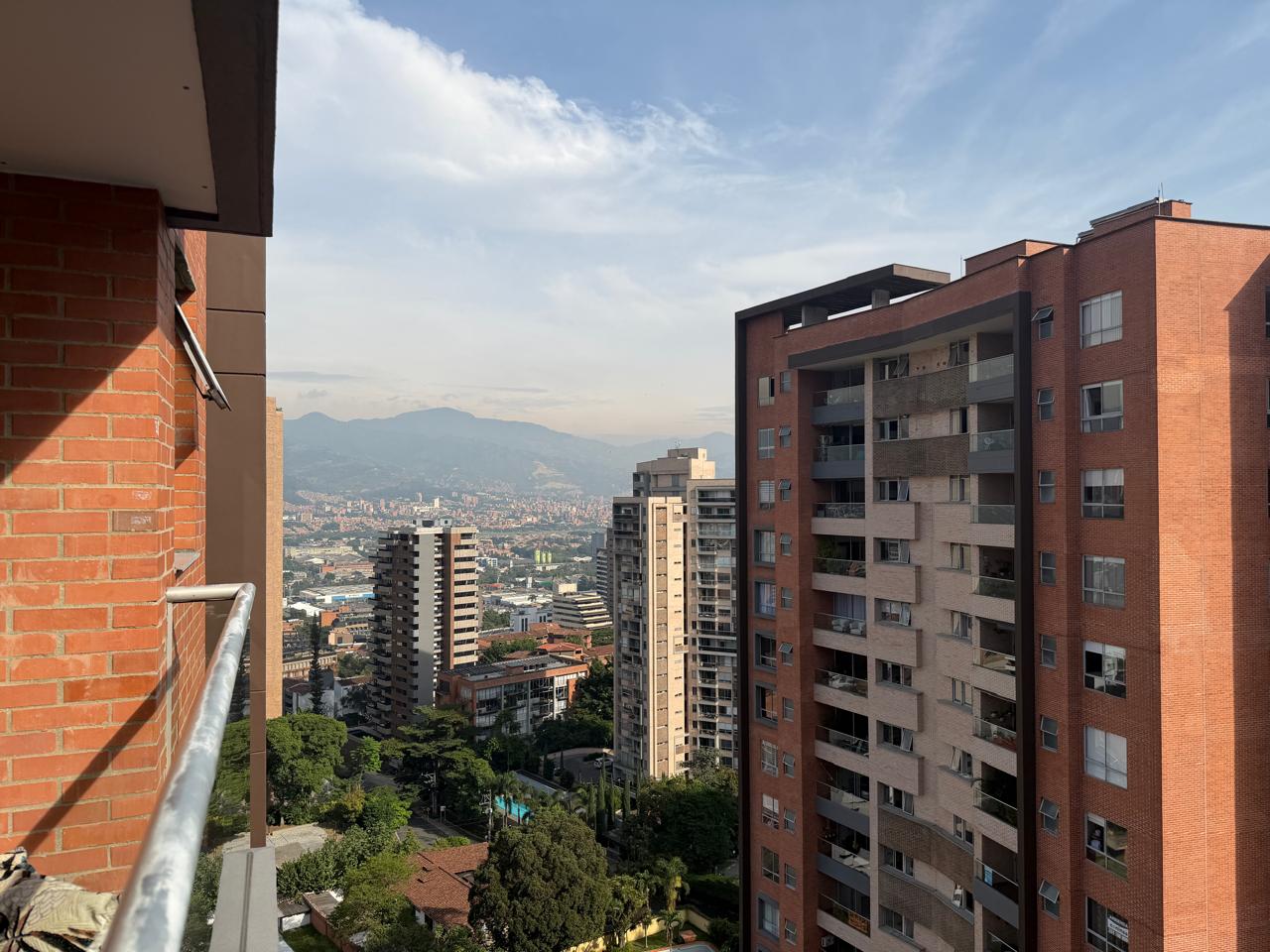 Apartamento en venta en Castropol Medellin