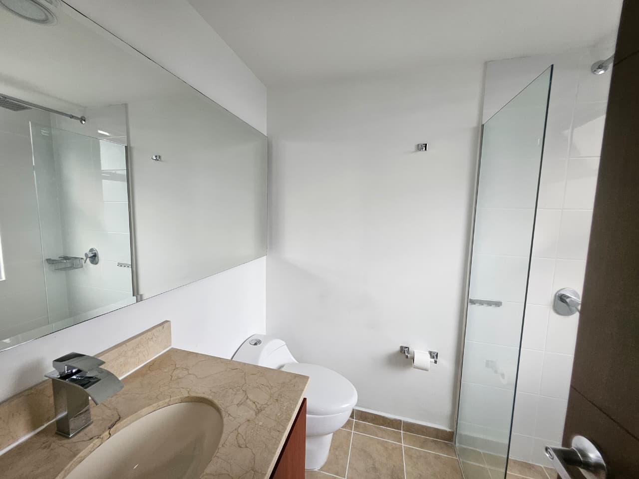Apartamento para arriendo en La Loma del Indio El Poblado