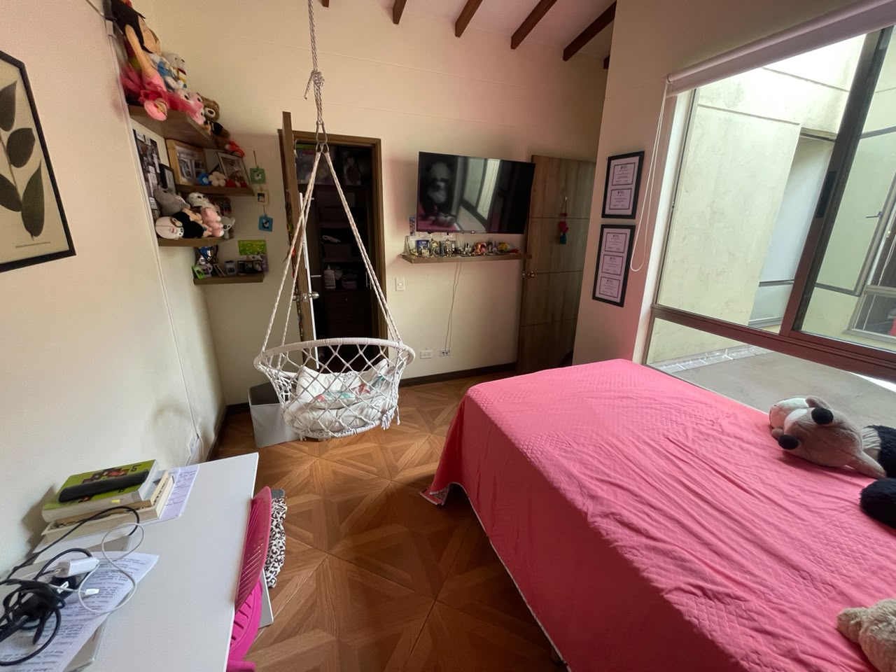 Casa en venta en la Estrella Sector Toledo