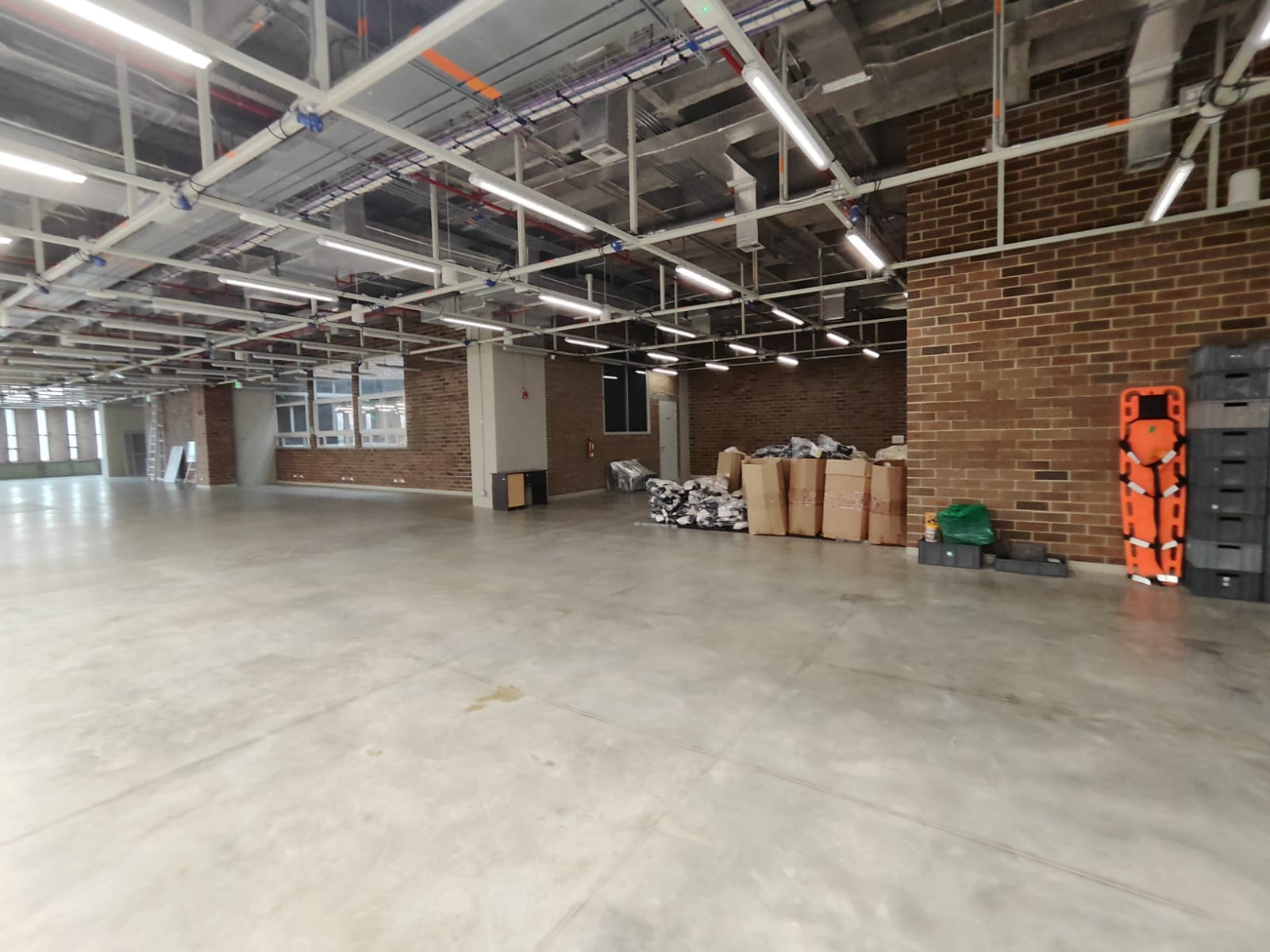 Edificio industrial para venta en sector  la aguacatala   Medellin