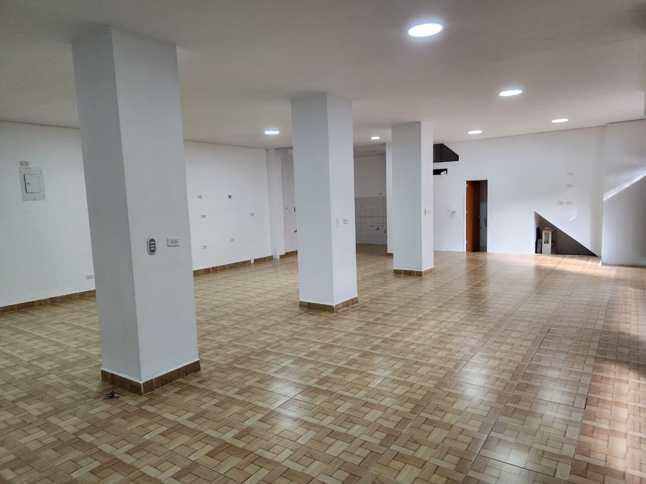 Local en arriendo en el sector santa lucia