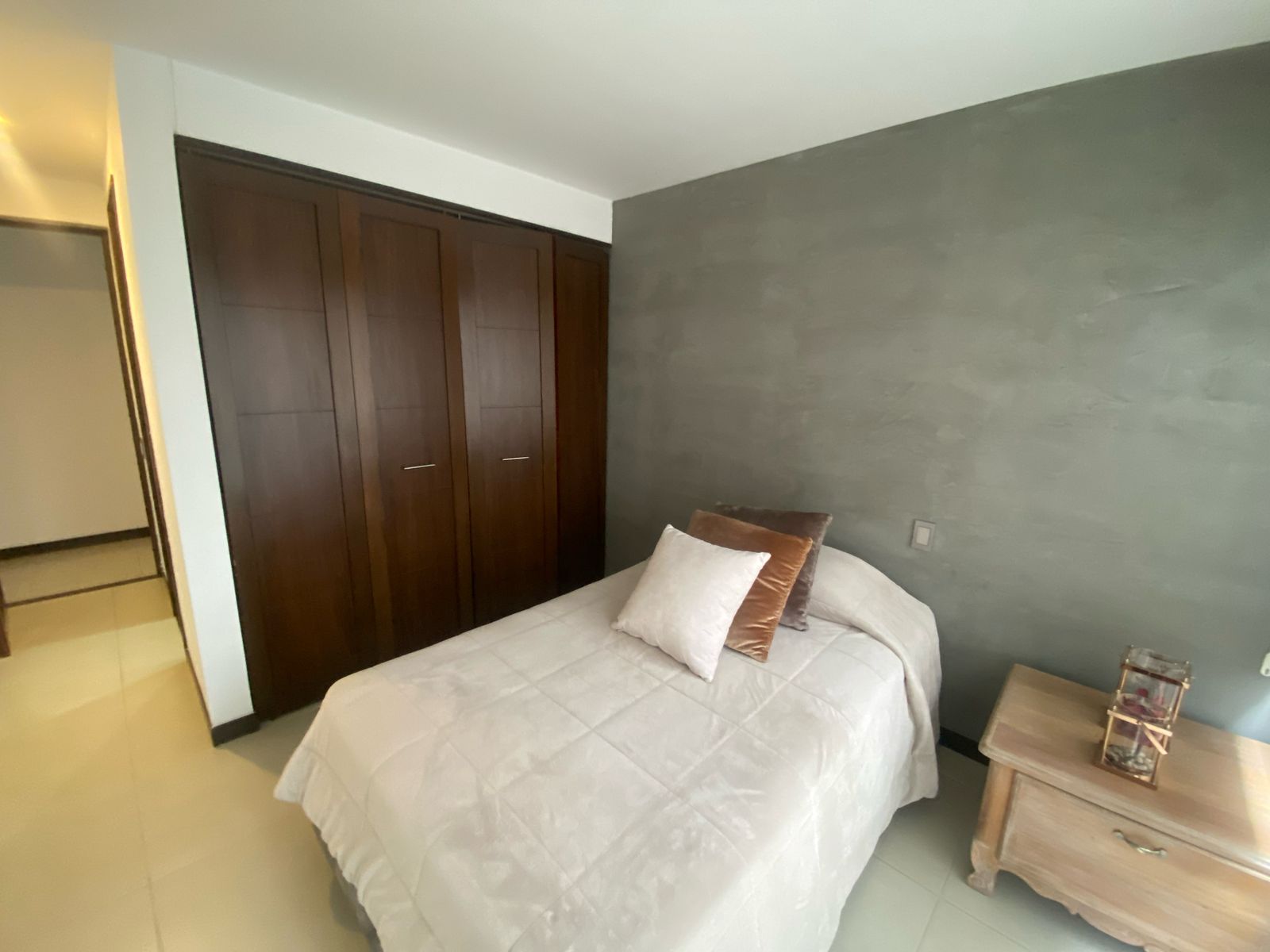 Apartamento amoblado en arriendo Poblado Los Parra