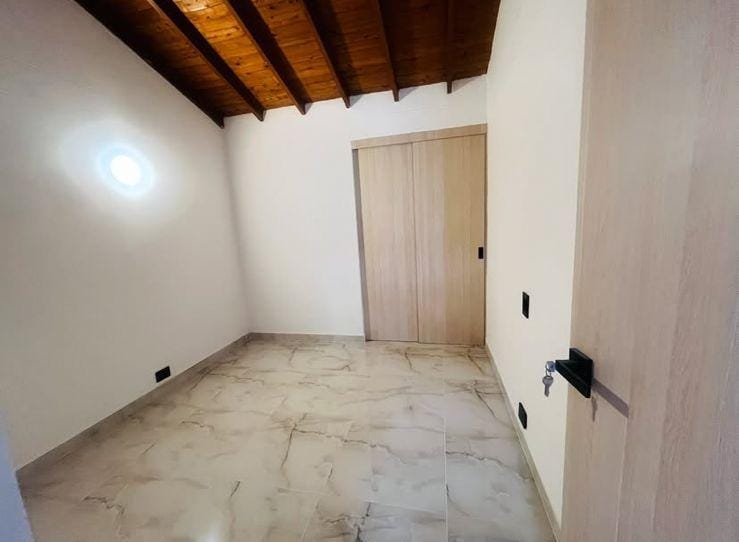 Casa para la venta en Envigado Las Antillas