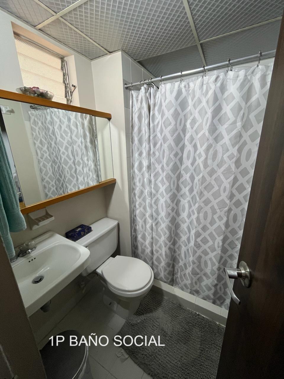 Casa en arriendo en Envigado Alcala