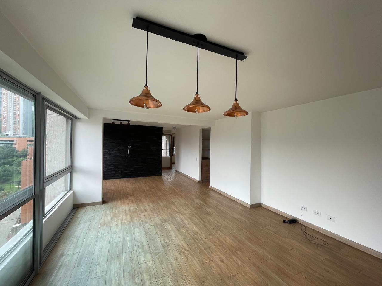 Apartamento en venta el Poblado Loma de San Julian