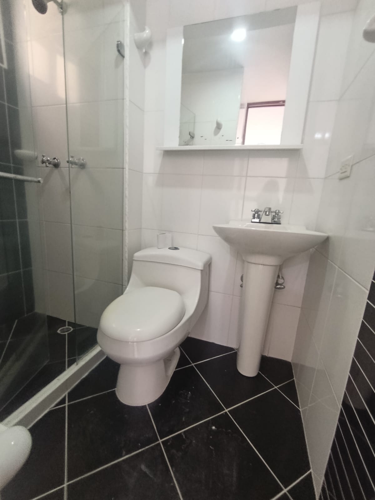 Arriendo apartamento en La Loma de Los Bernal