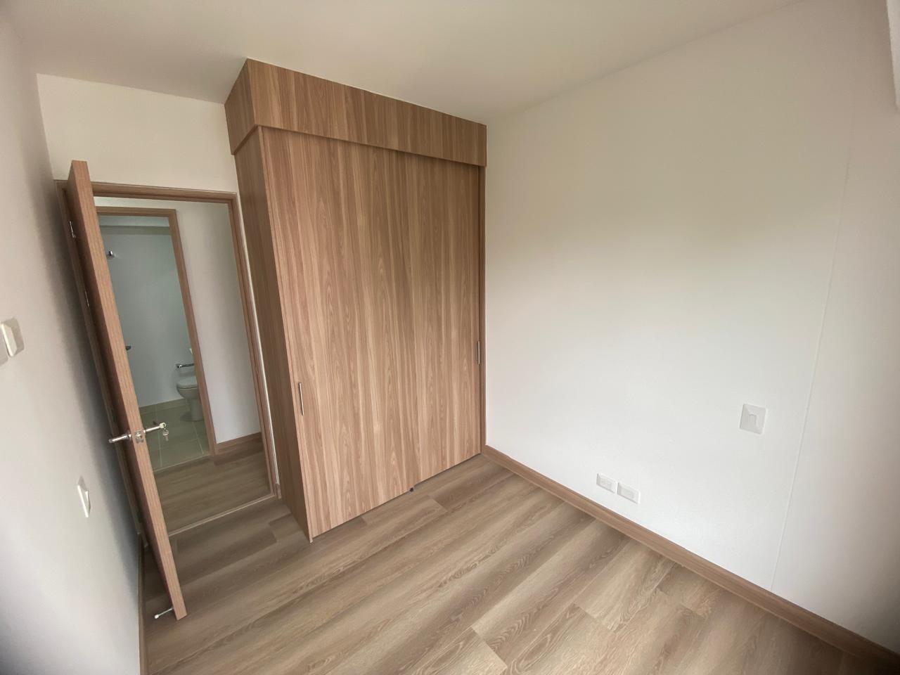 Apartamento en venta en la estrella toledo