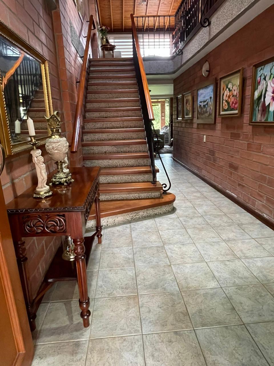 Casa en venta en Envigado loma del chocho