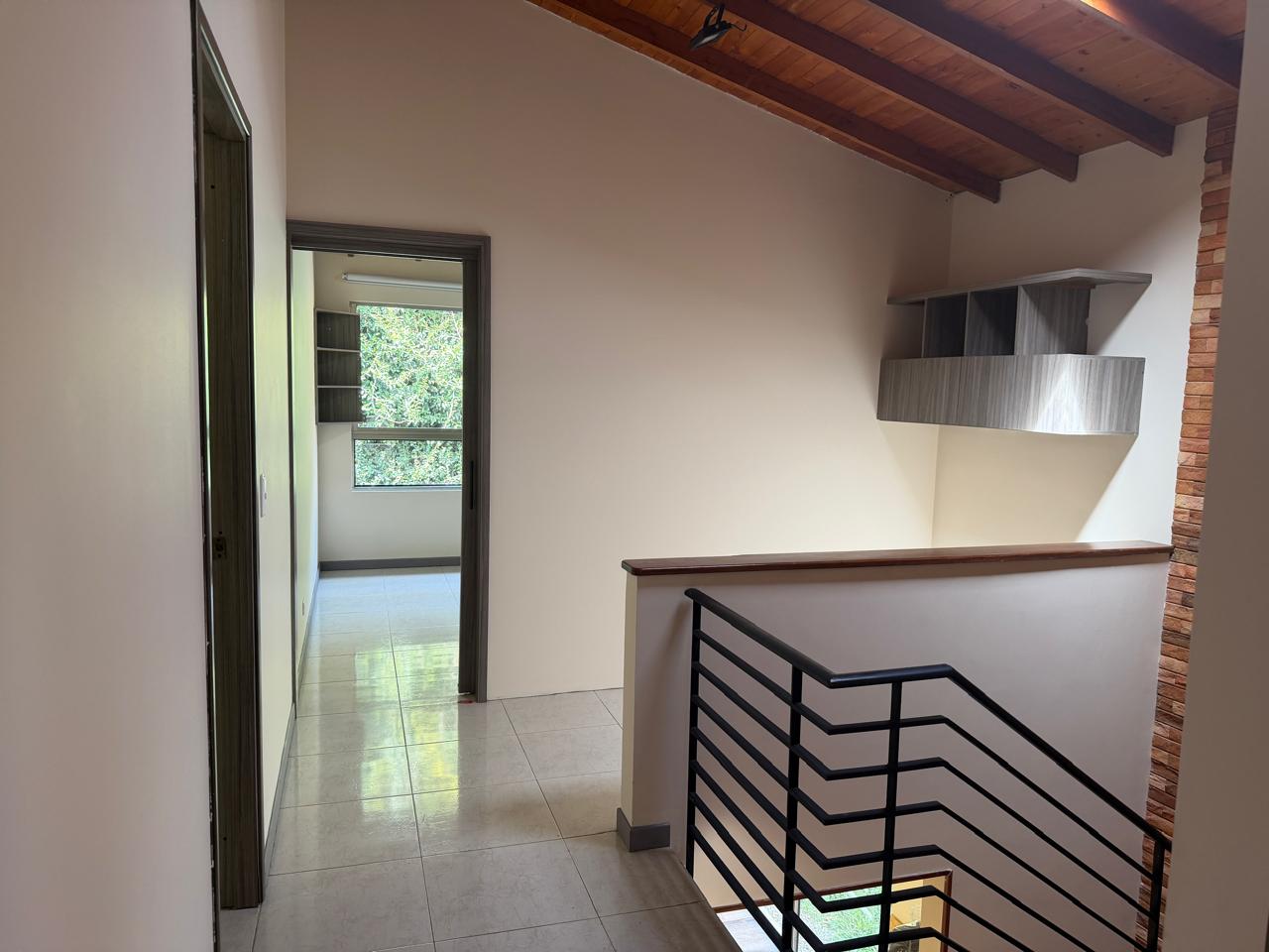 Casa para la venta en Envigado la Calleja