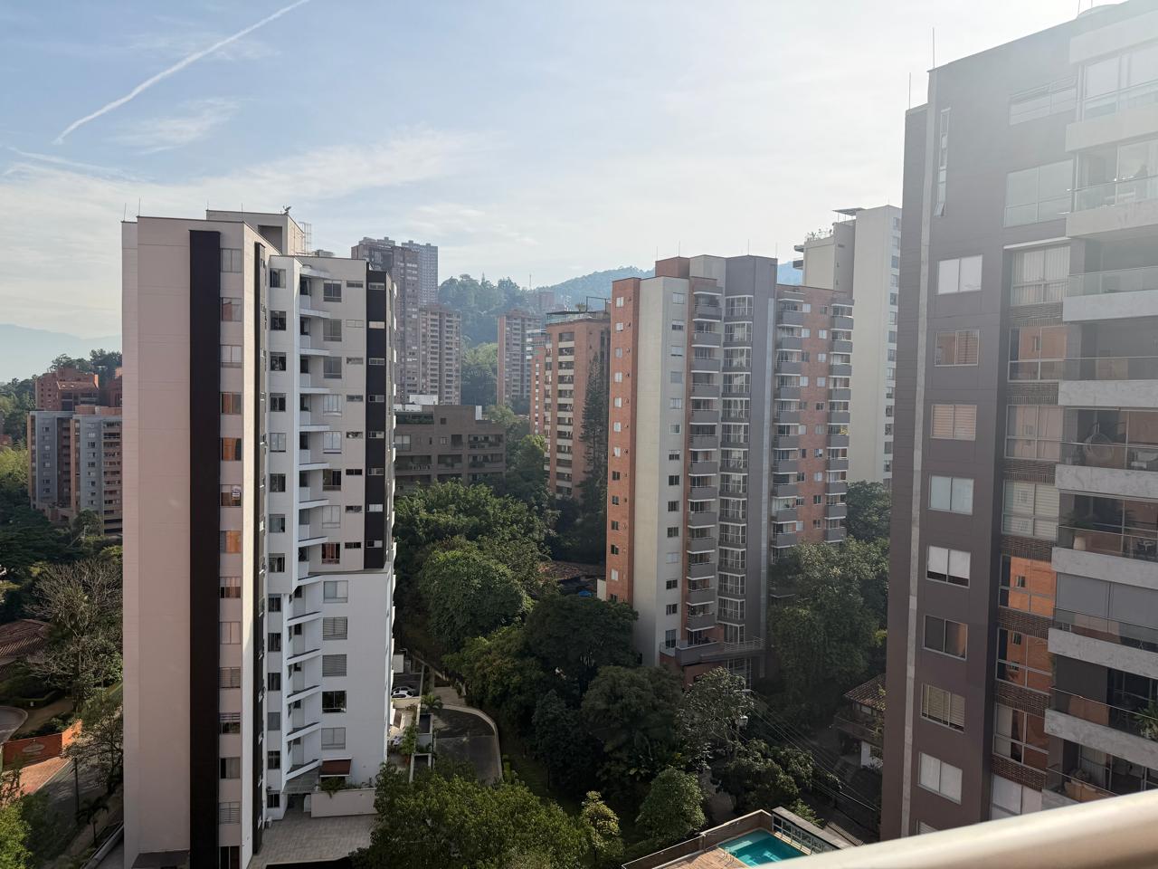 Apartamento en venta en Castropol Medellin