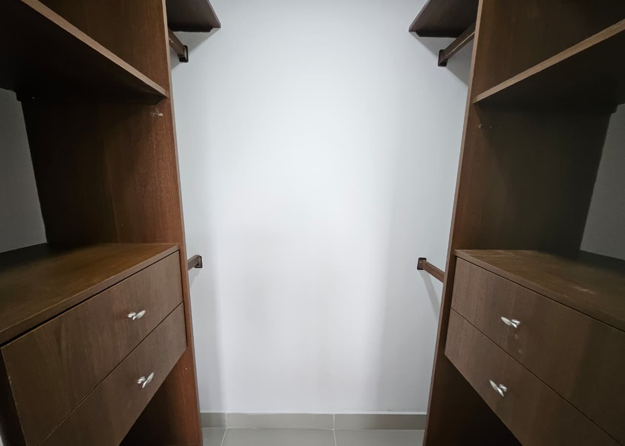 Apartamento para arriendo en La Loma del Indio El Poblado
