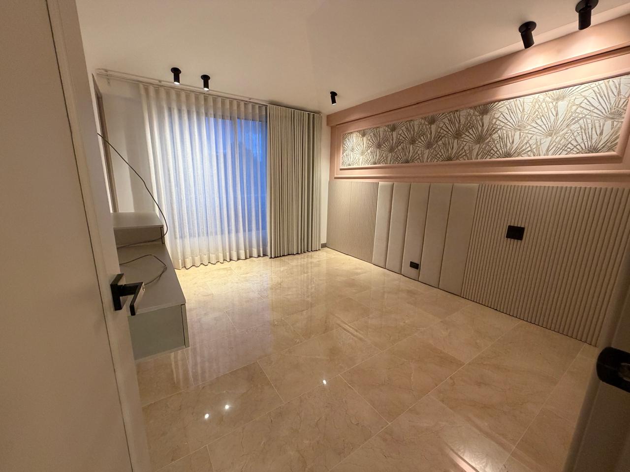 Casa en  venta en la Calera el    Poblado Medellin