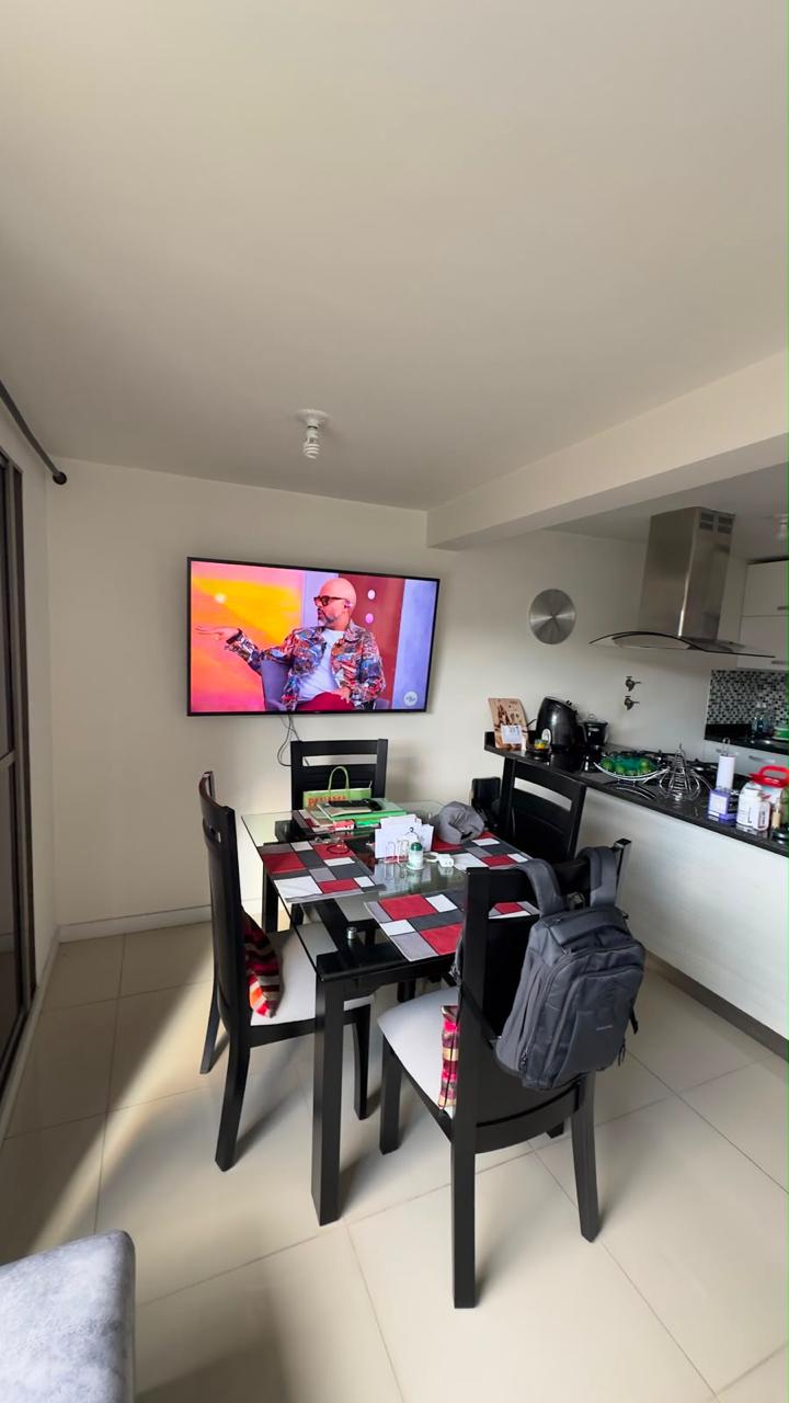 Apartamento en venta Medellín Loma de Los Bernal