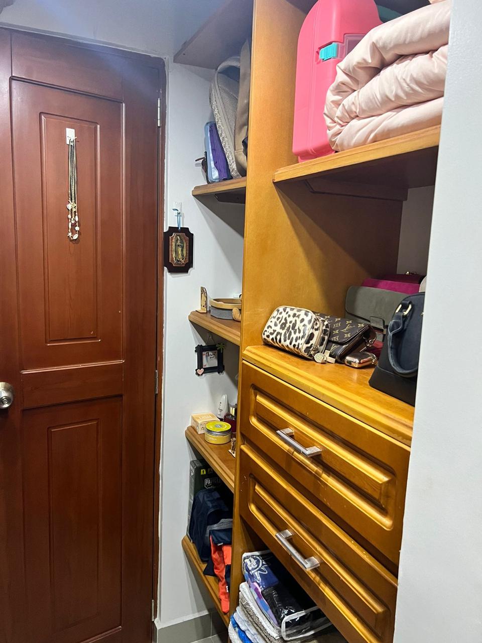 Casa para la venta en La Estrella Cerca del Parque - Antioquia