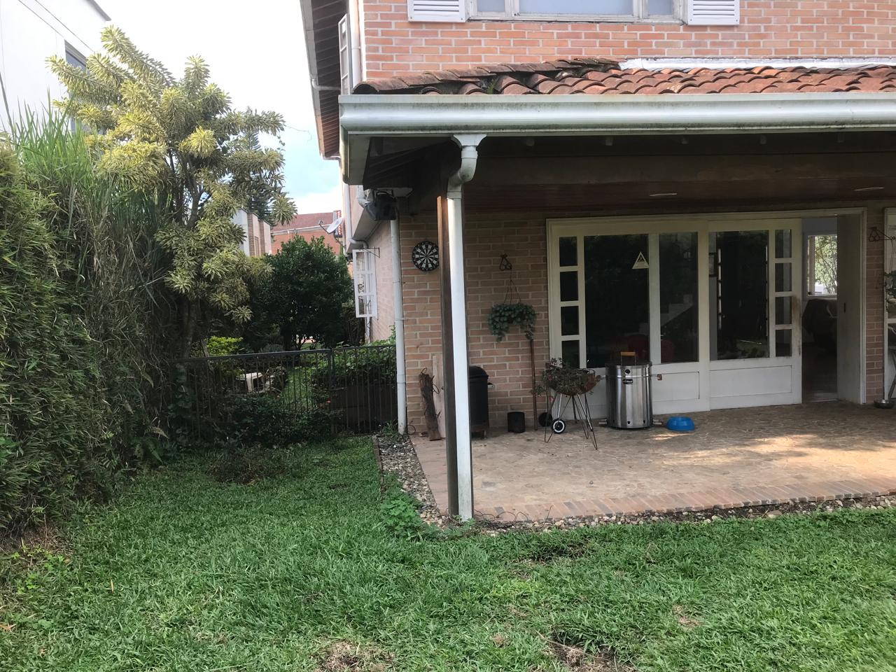 Casa para la venta en La Estrella Cerca del Parque - Antioquia