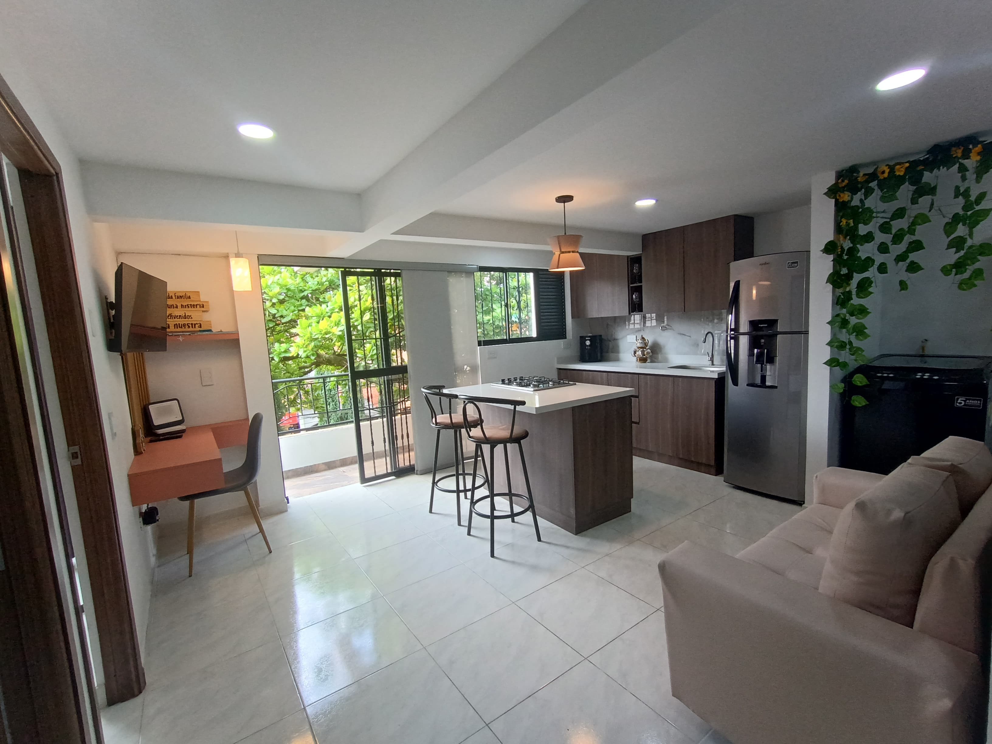 APARTAMENTO AMOBLADO PARA ARRIENDO EN EL BARRIO SANTA FE