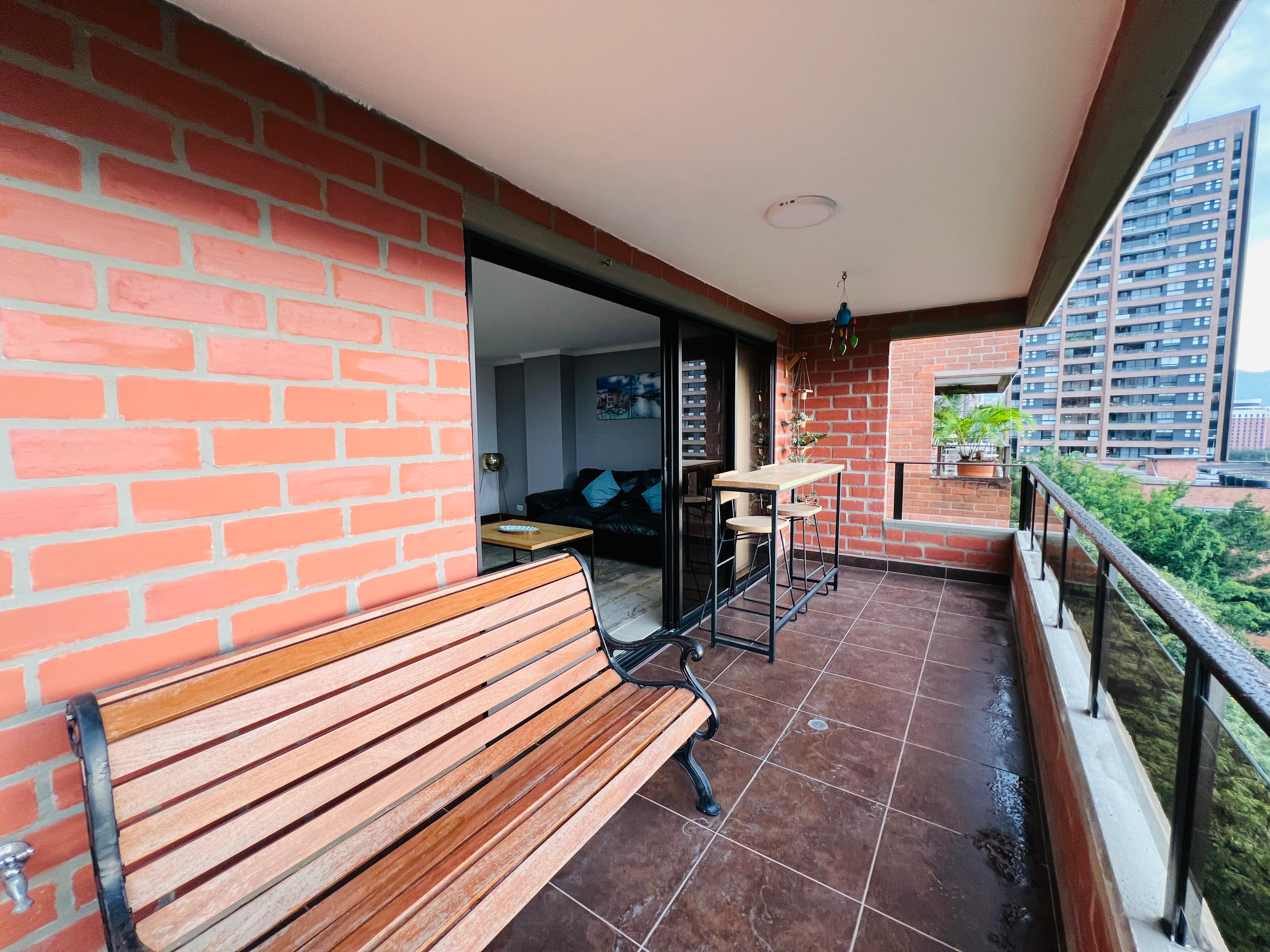 Apartamento amoblado en venta Castropol el Poblado