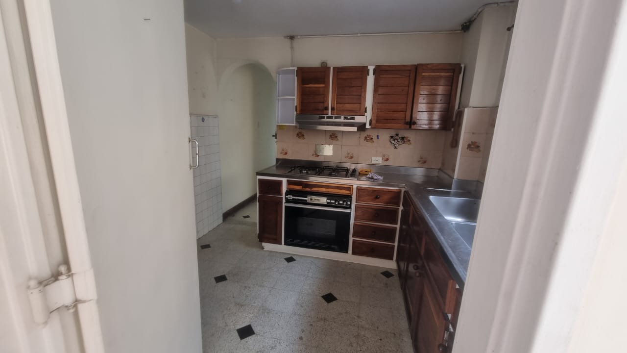 APARTAMENTO EN VENTA LAURELES, MEDELLIN