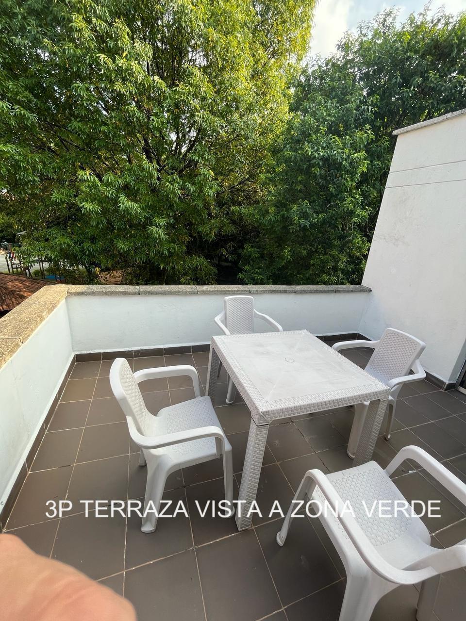 Casa en arriendo en Envigado Alcala