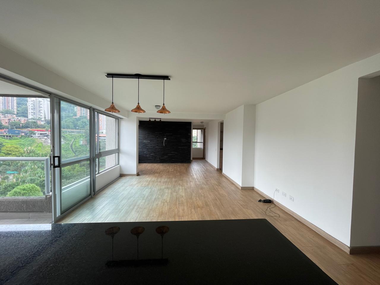 Apartamento en venta el Poblado Loma de San Julian