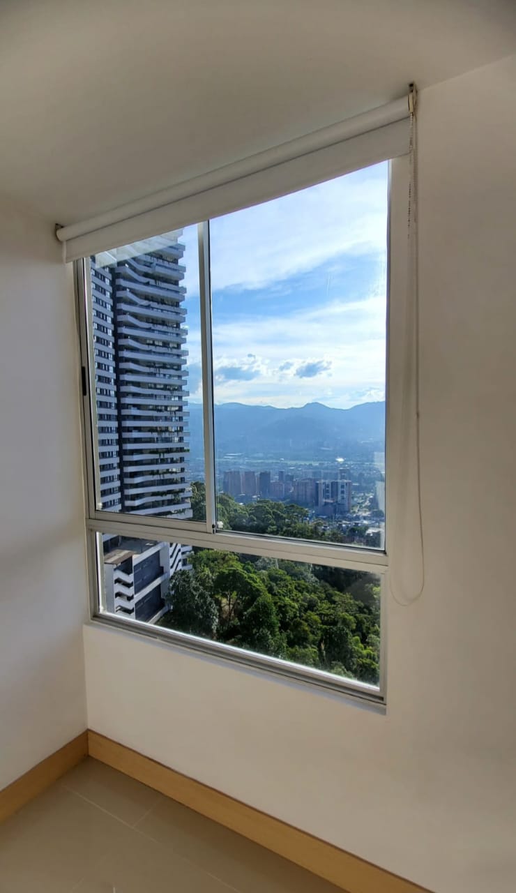 Apartamento para arriendo en El Poblado Loma del Indio