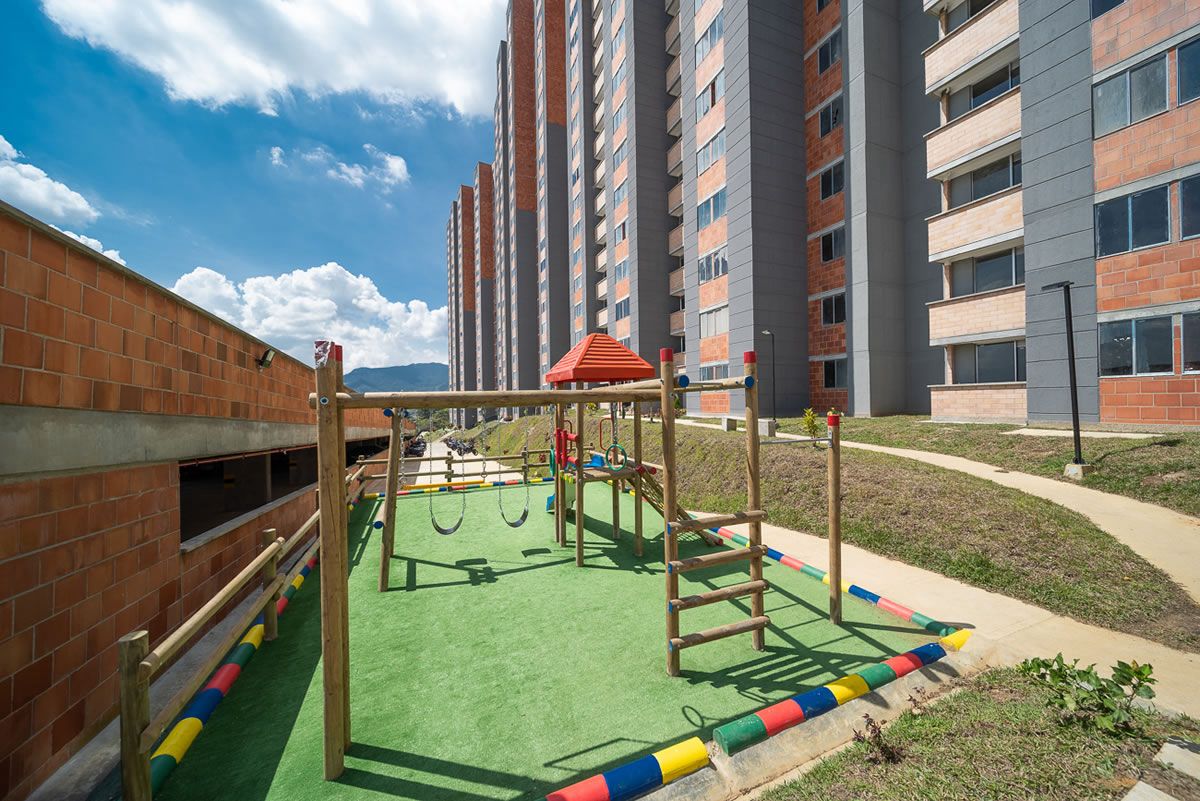 Apartamento en venta en Robledo Pajarito Sector Las Lunas