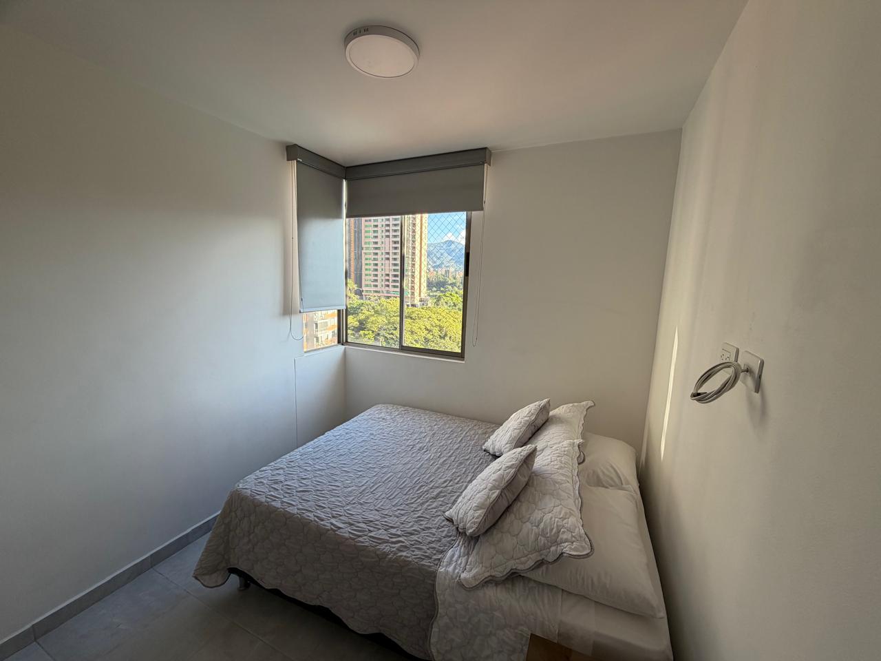 Apartamento amoblado en arriendo en El Poblado sector Los Balsos