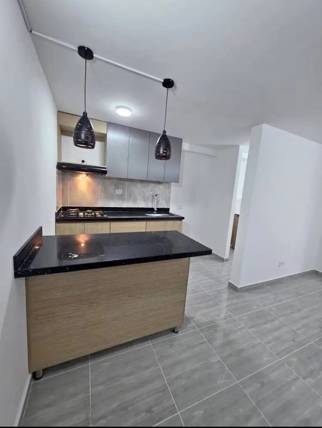 APARTAMENTO PARA RENTA BELLO- SECTOR MADERA