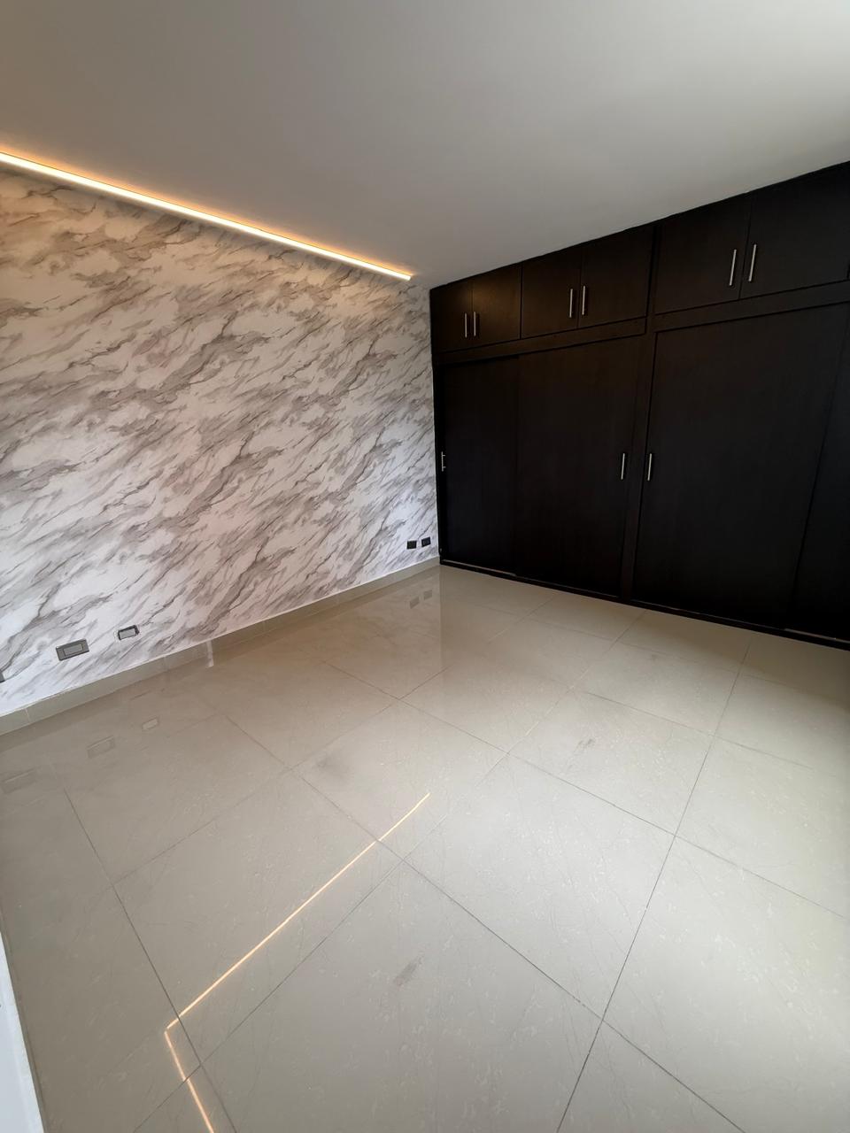 Venta de apartamento en Loma de Los Bernal  Medellin