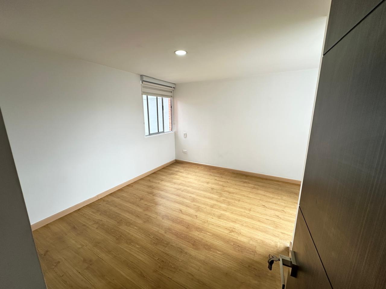 Apartamento en arriendo en Loma del Indio Poblado