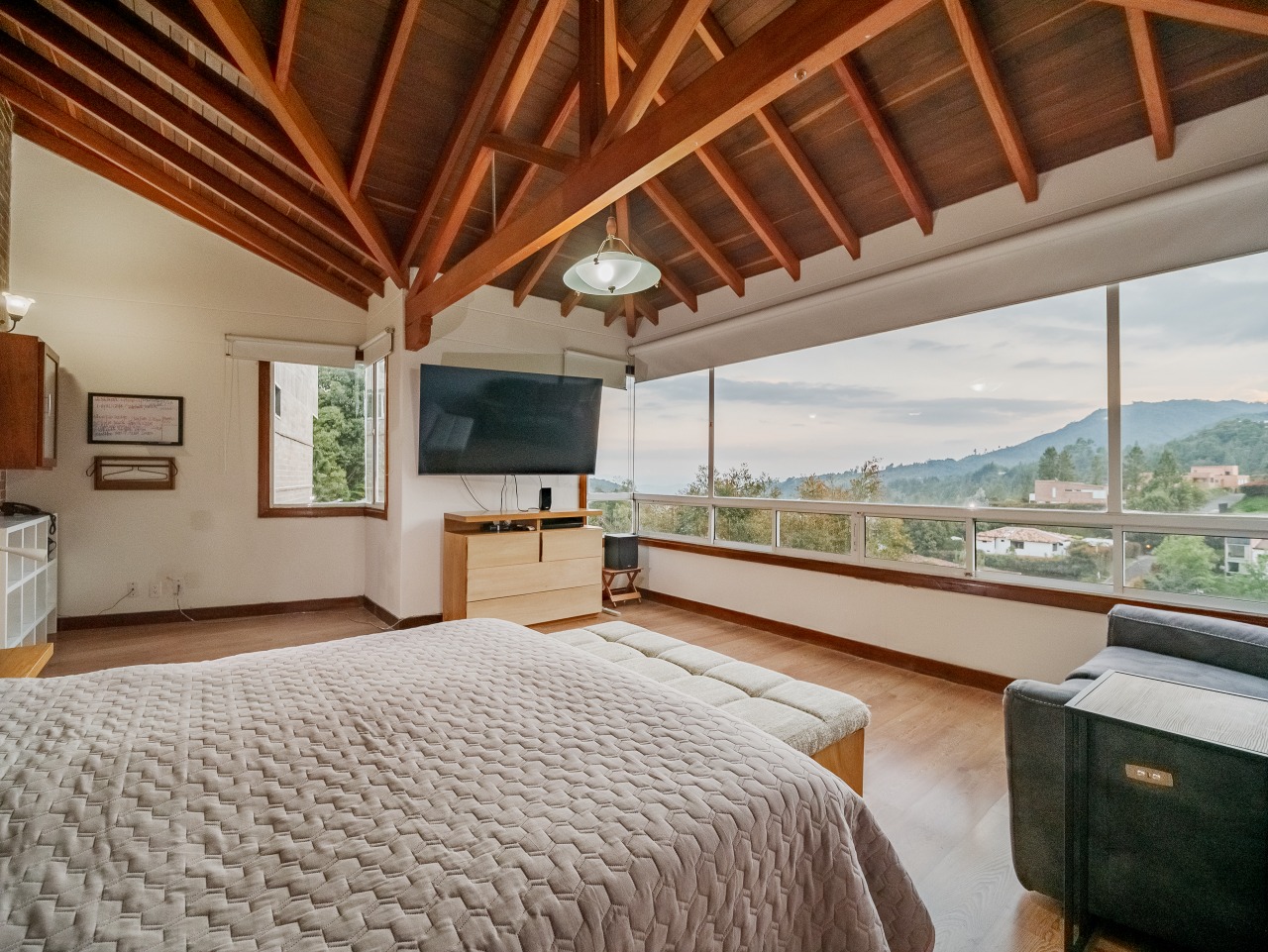 Casa en venta en Loma del Escobero Envigado