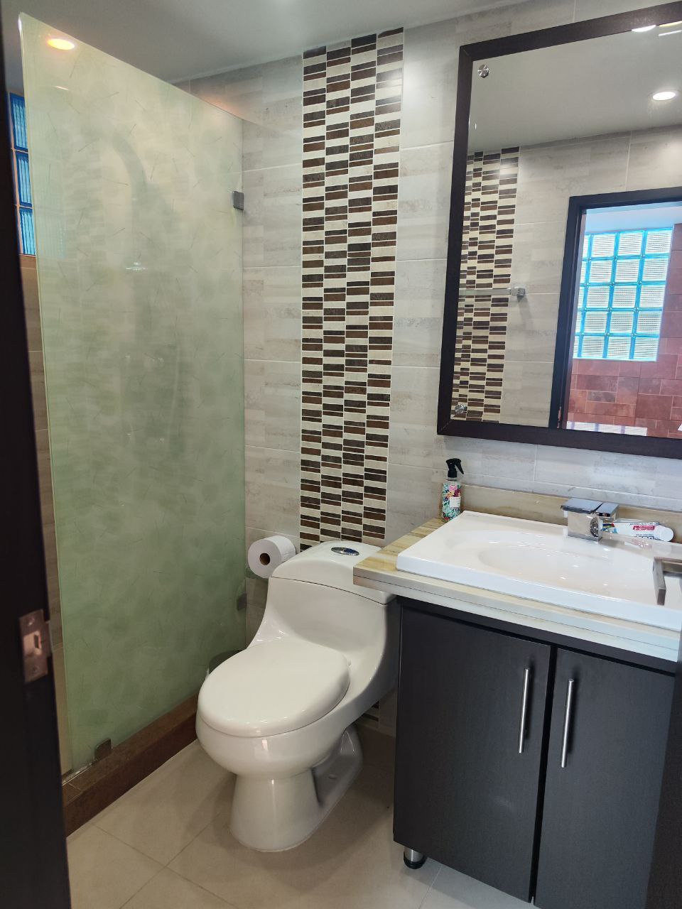 Casa para la venta INDEPENDIENTE en El Escobero parte baja