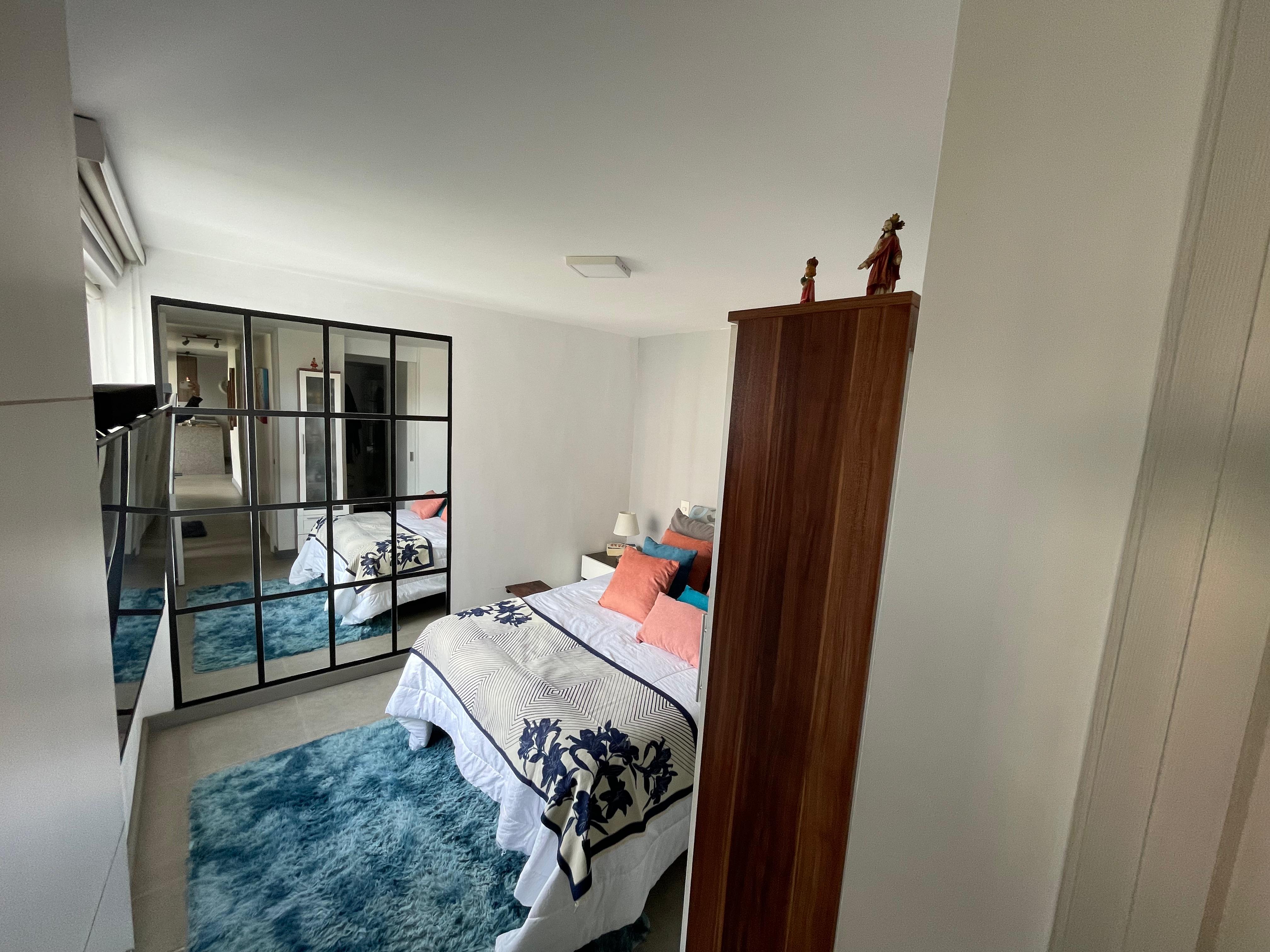 Apartamento para venta en Loma De Los Bernal