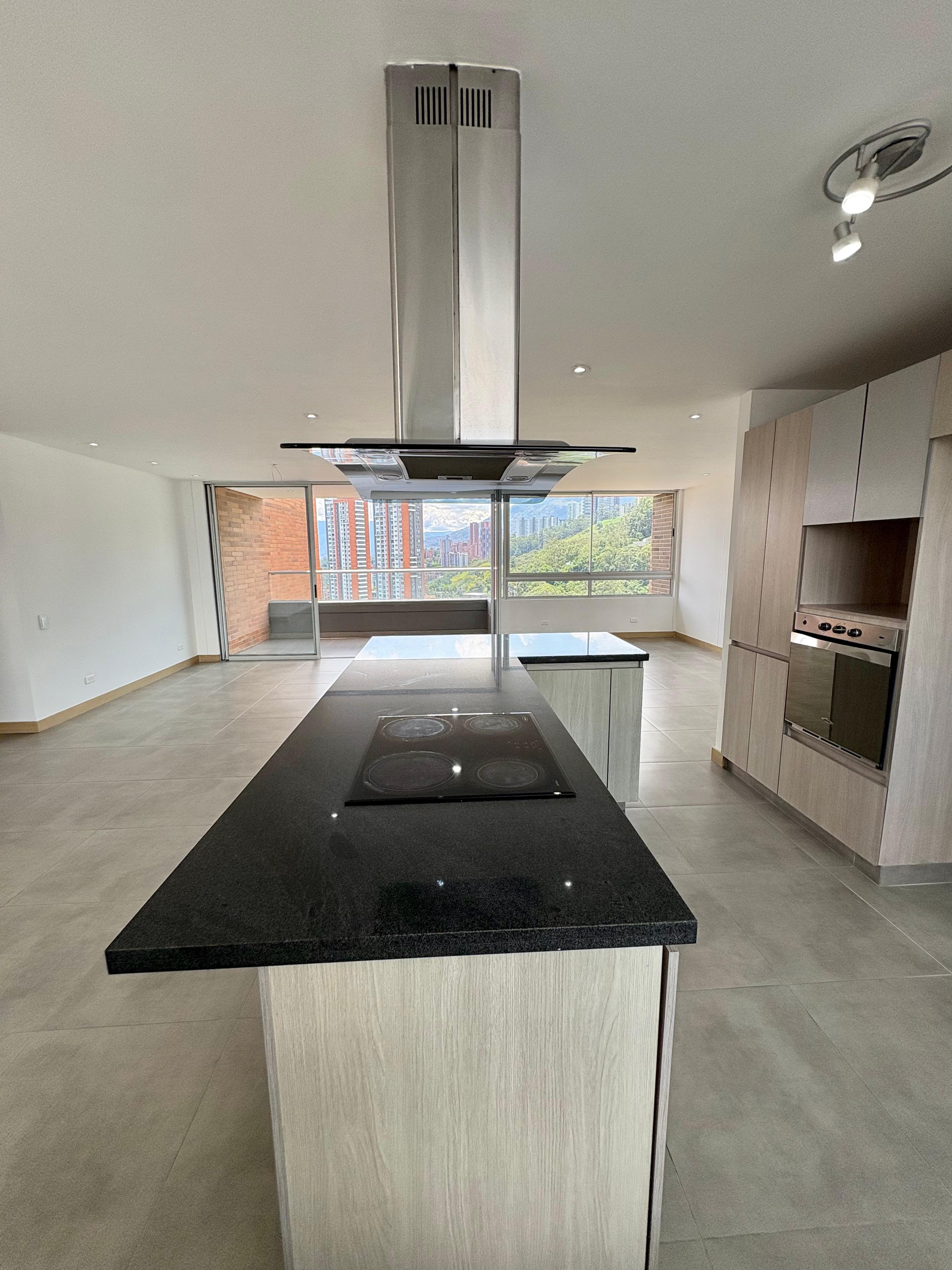 Apartamento en venta Medellin Poblado sector Castropol