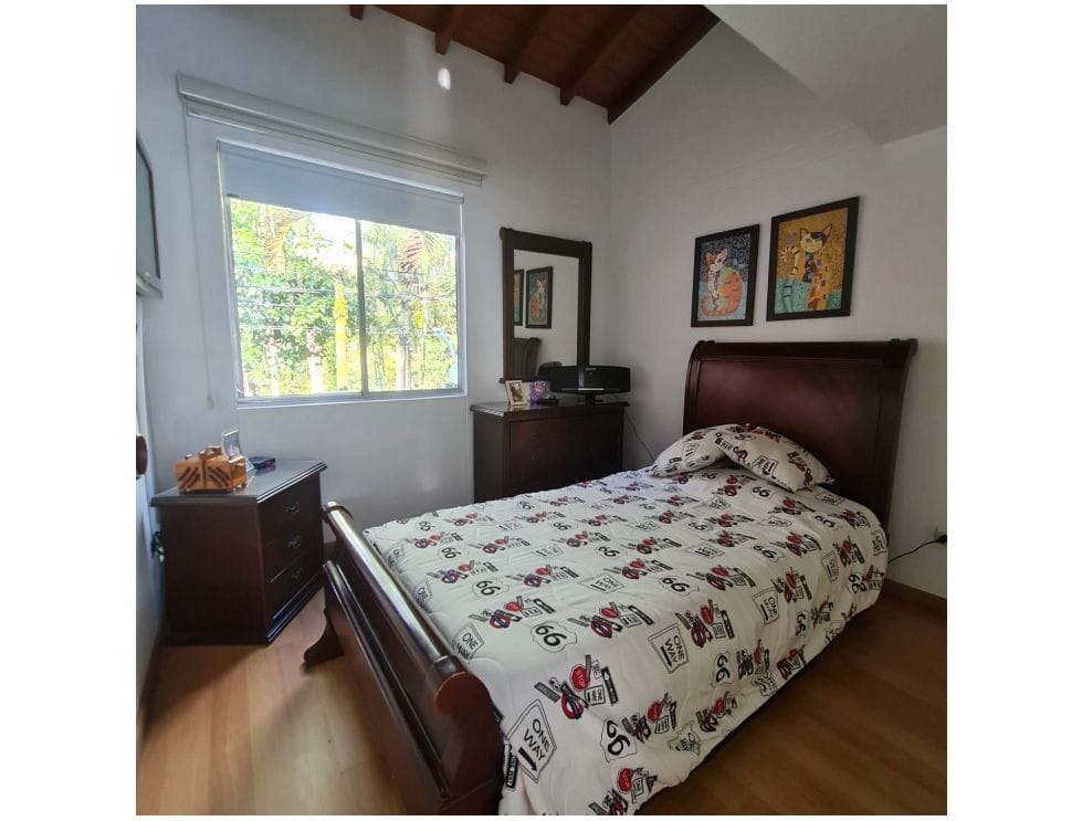 Casa para la venta en La Mota Medellin