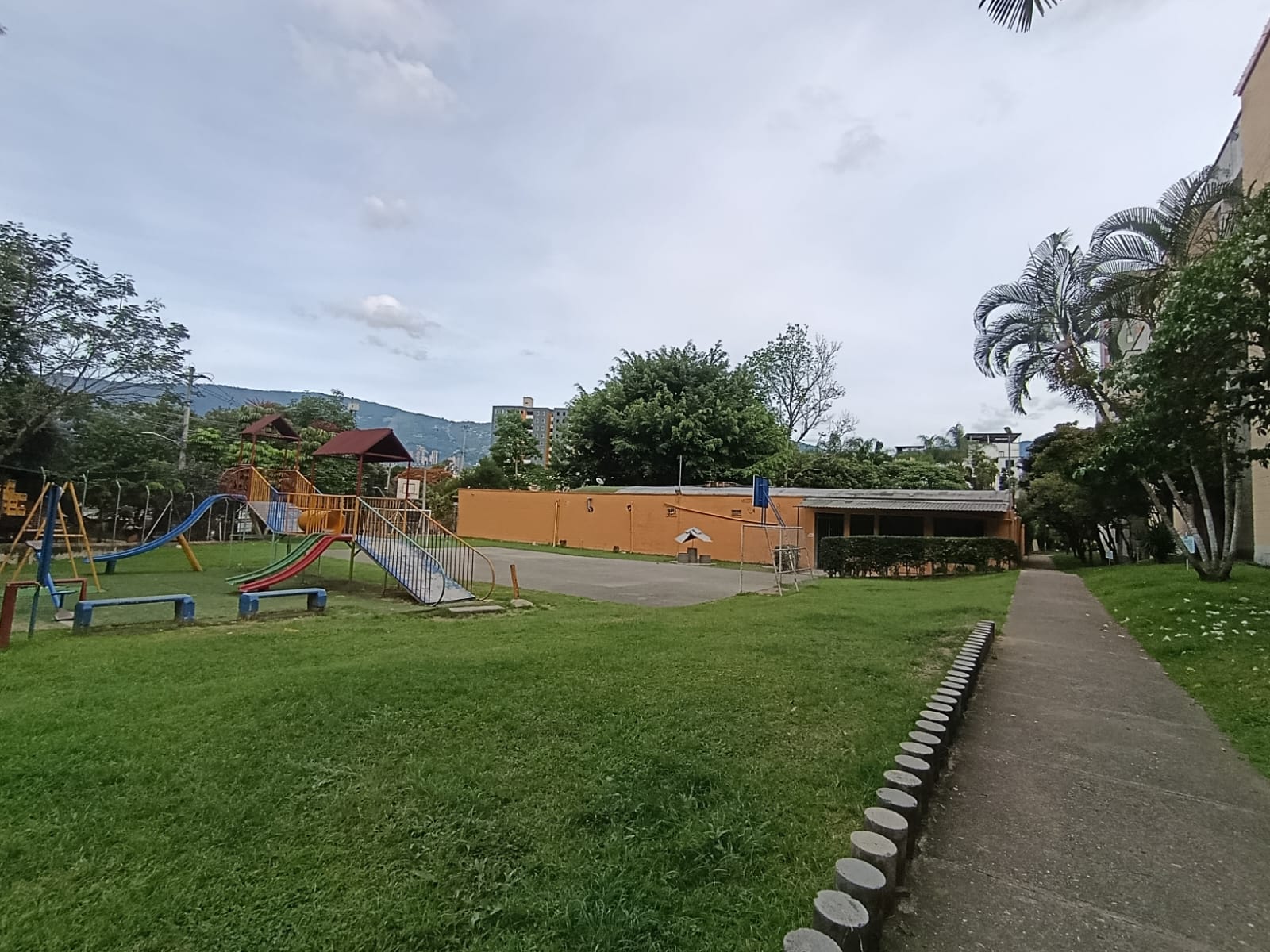 Apartamento para arriendo en viviendas del sur Itagüí
