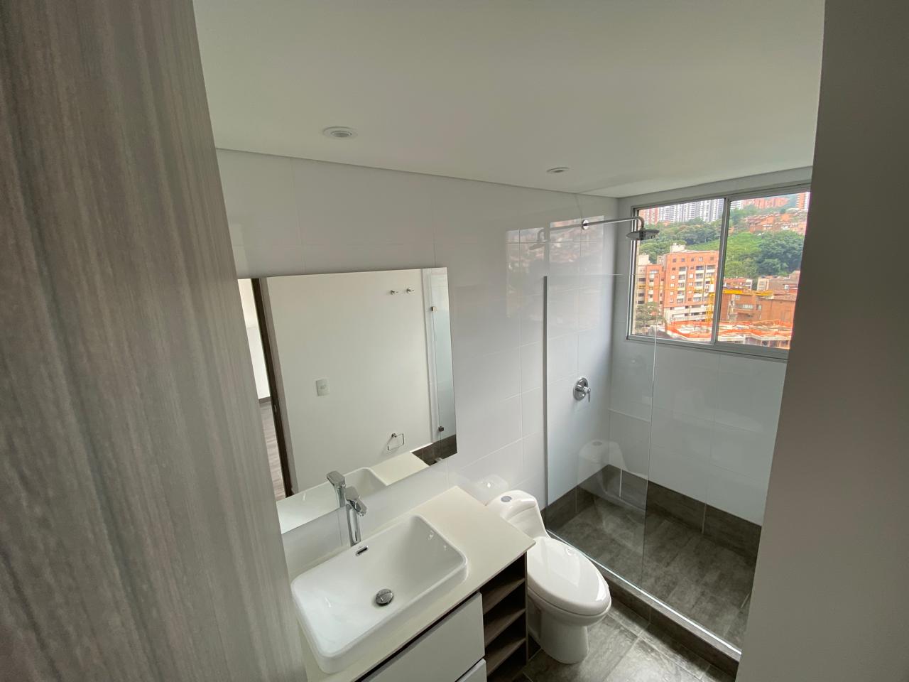 Apartamento Para La Venta En Envigado
