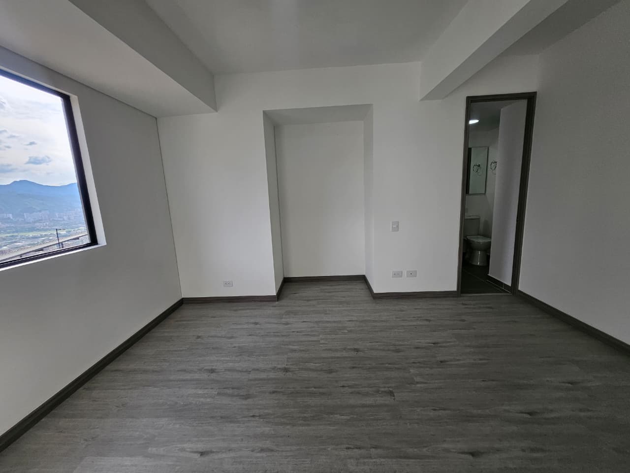 Apartaestudio para estrenar en arriendo en Las Palmas Medellín
