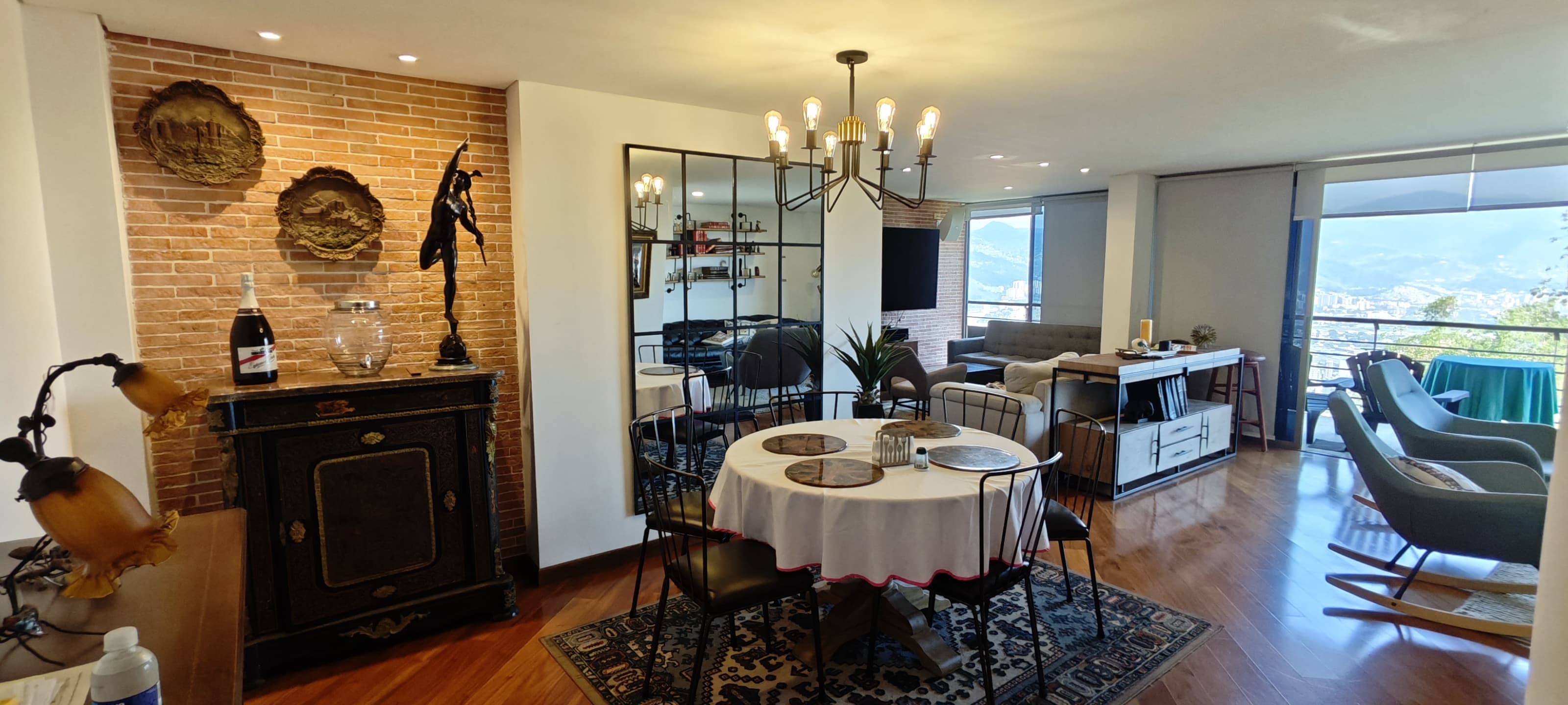 Apartamento para la venta en Loma de Los Gonzalez Poblado Medellin