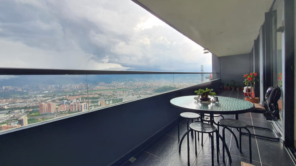 Apartamento para venta   en las Palmas Medellin