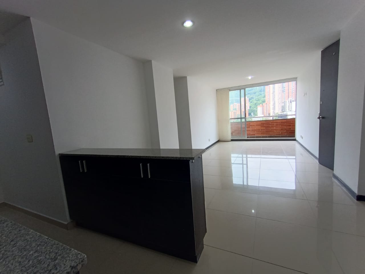 Apartamento en venta en el Poblado, sector Ciudad del Río