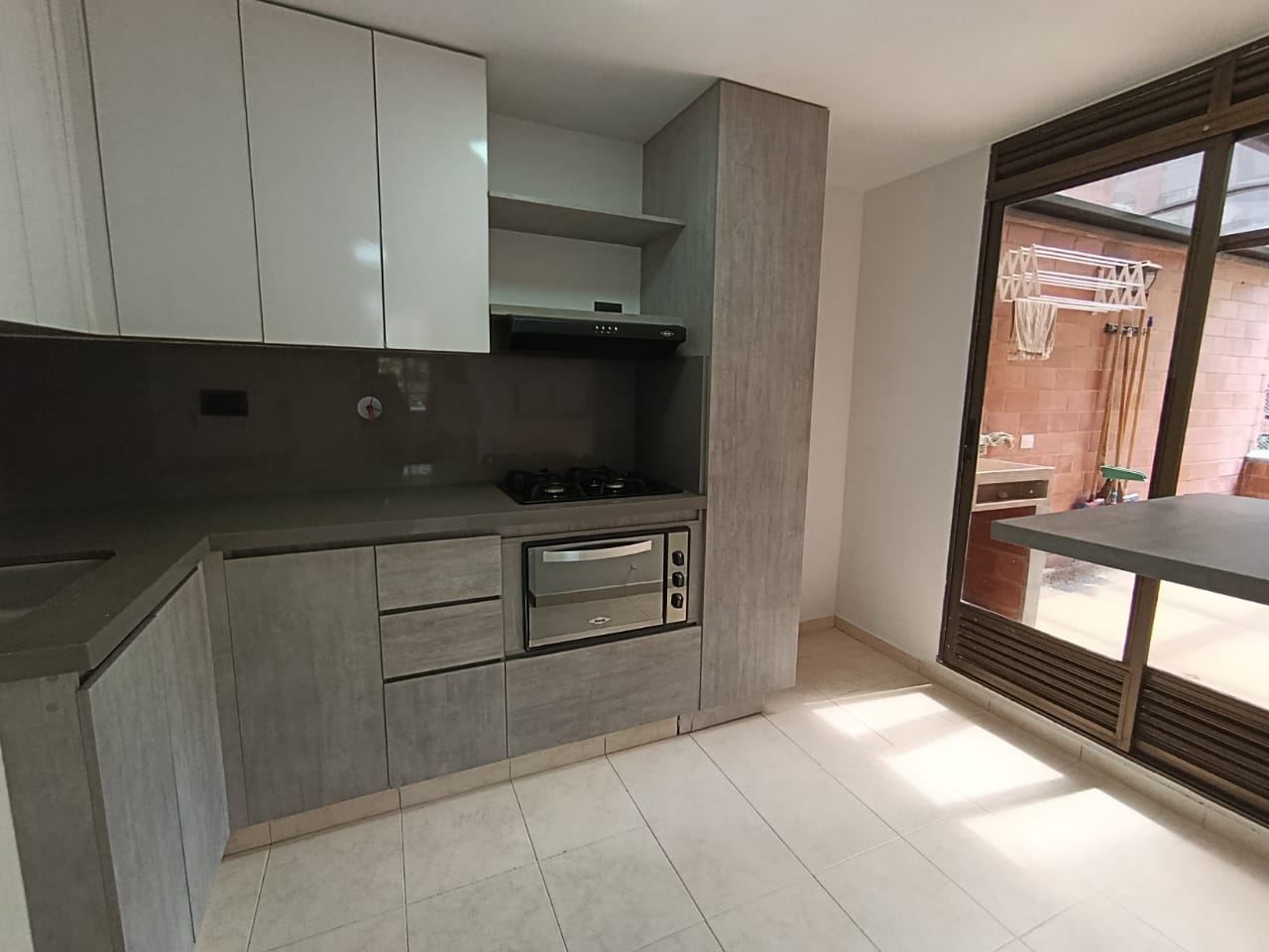 Arriendo apartamento en La Loma de Los Bernal