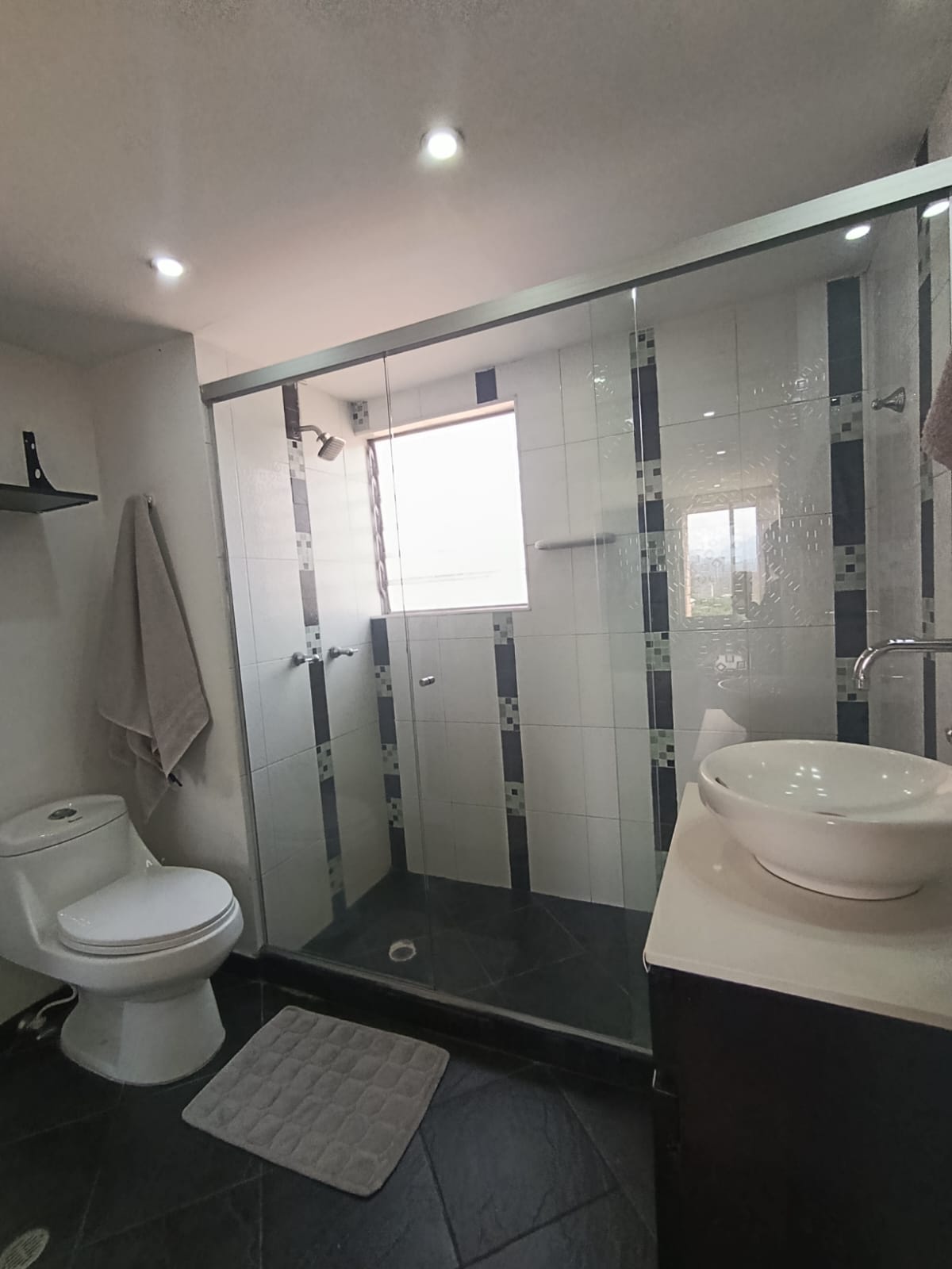 APARTAMENTO AMOBLADO EN  ARRIENDO EN BELEN