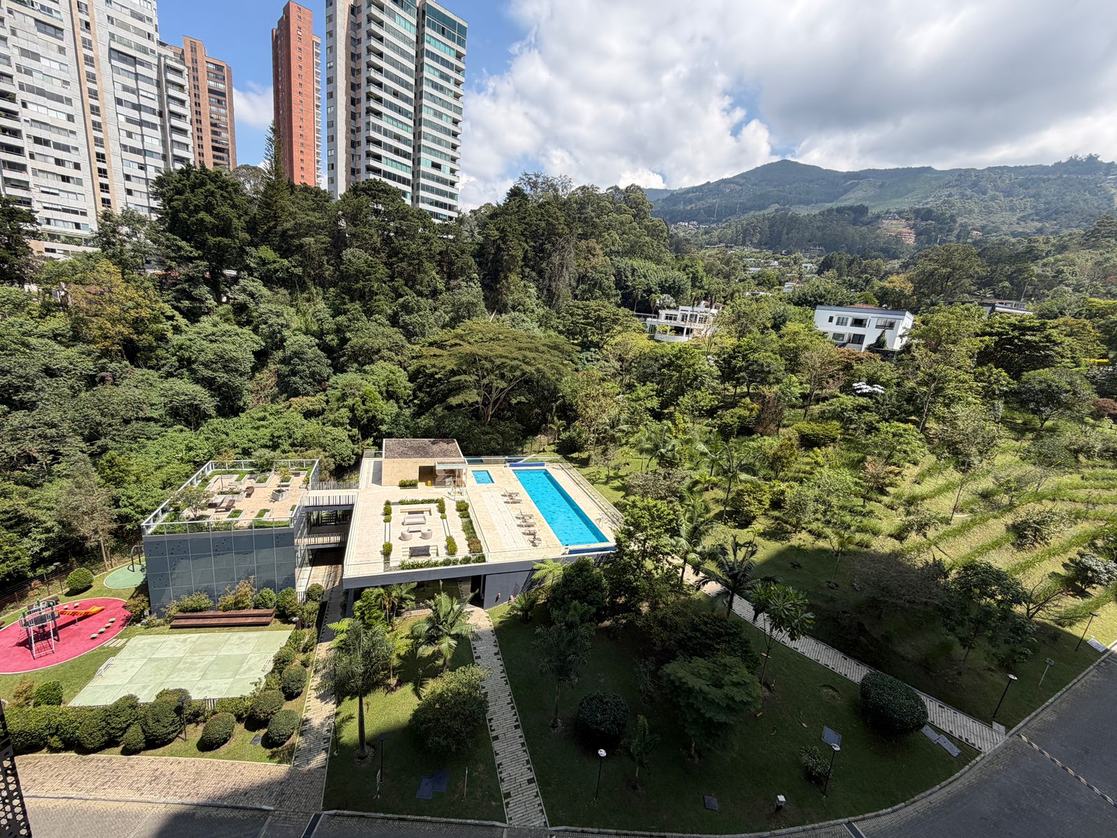 Apartamento en venta Medellin Poblado los Balsos