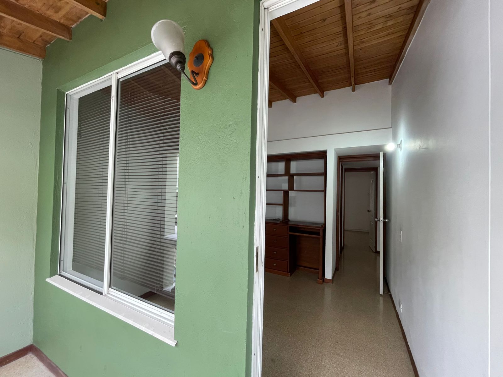 Casa para la venta en Medellin Loma de Los Bernal